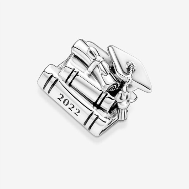 2022 Graduation Charm Pandora