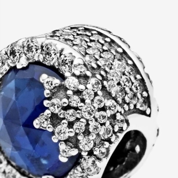 Blue Dazzling Snowflake Charms Pandora