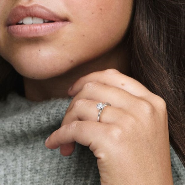 Clear Heart Solitaire Ring Pandora