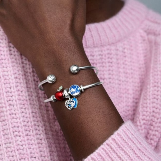 Disney Snow White\s Red Apple Charm Pandora