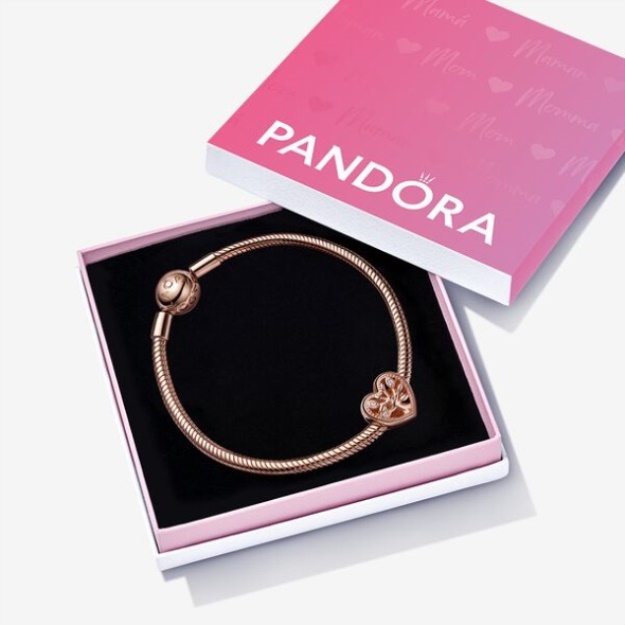 Family Tree Heart Bracelet Gift Set Pandora