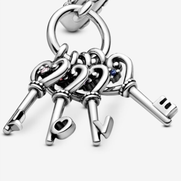 Keys Of Love Dangle Charm Pandora
