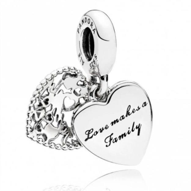 Love Makes A Family Dangle Charms Pandora