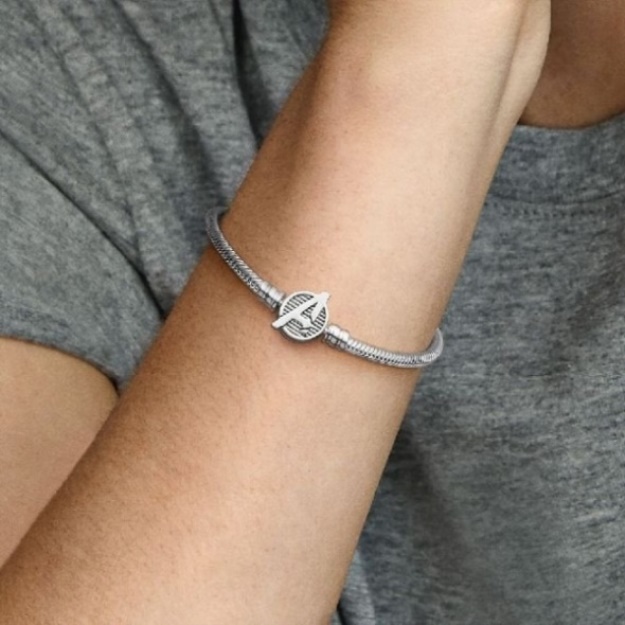 Marvel Brand Pandora The Avengers Logo Clasp Snake Chain Bracelet