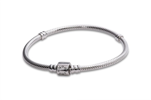 Moments Barrel Clasp Snake Chain Bracelet Pandora New