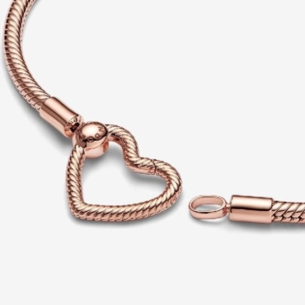 Moments Heart Closure Pandora Snake Chain Bracelet