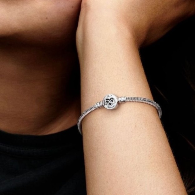 Moments Heart Pandora Infinity Clasp Snake Chain Bracelet