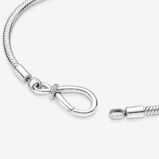 Moments Pandora Infinity Knot Snake Chain Bracelet