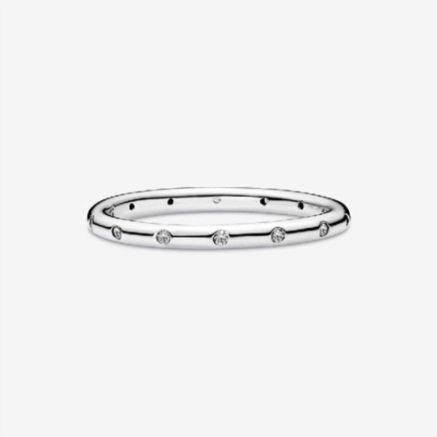 Pandora Brand Simple Sparkling Band Ring