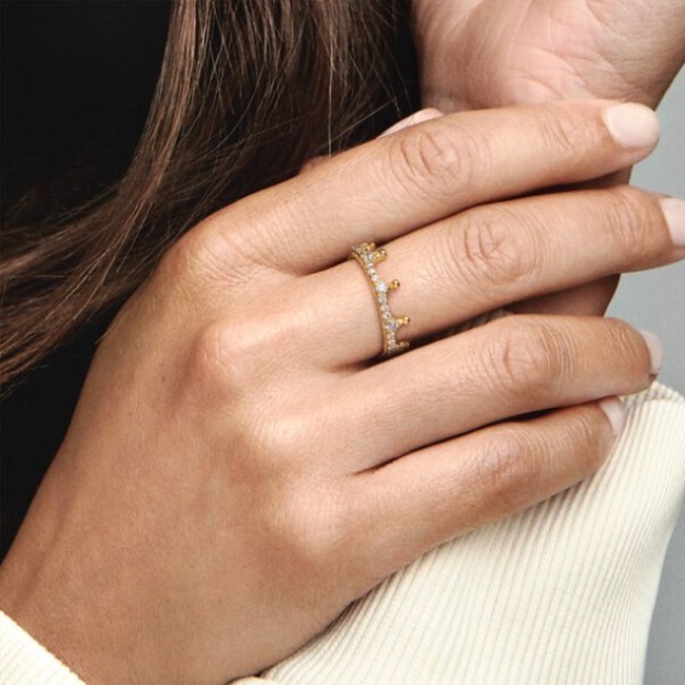 Pandora Clear Sparkling Crown Ring Gold Plated