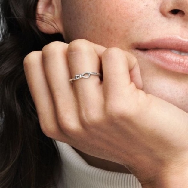 Pandora Infinity Knot Ring