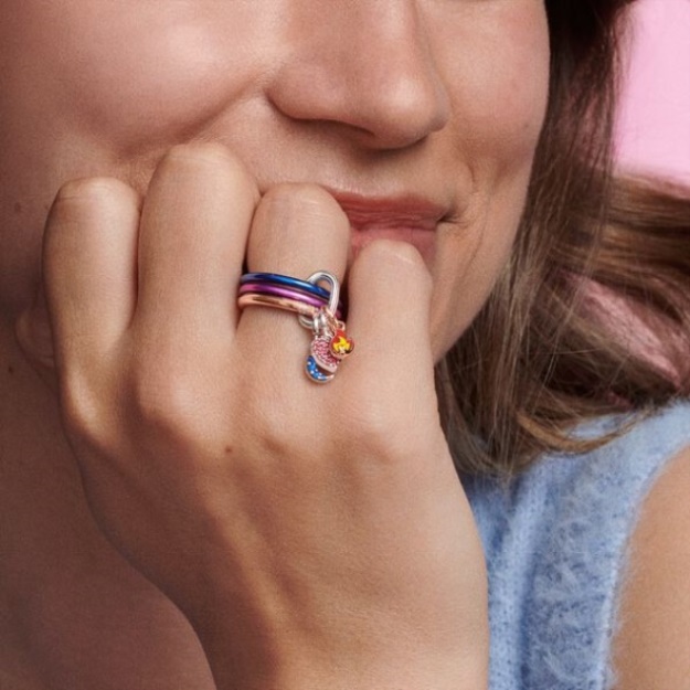 Pandora Me Electric Blue Ring