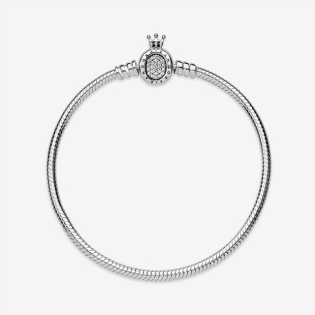 Pandora Moments Crown O Clasp Snake Chain Bracelet