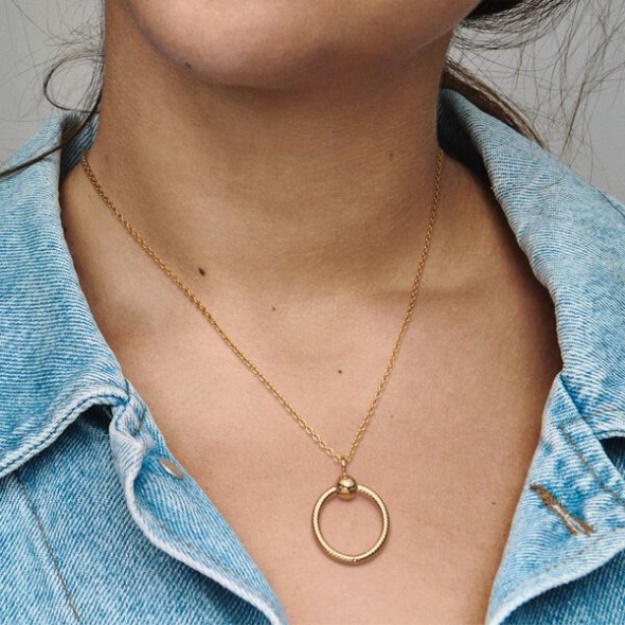 Pandora Moments Fashion Small O Pendant Gold Plated