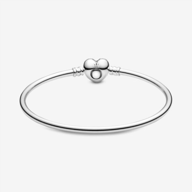 Pandora Moments Heart Clasp Bangle