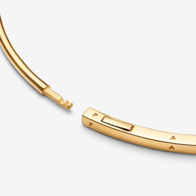 Pandora Signature I-D Bangle Gold