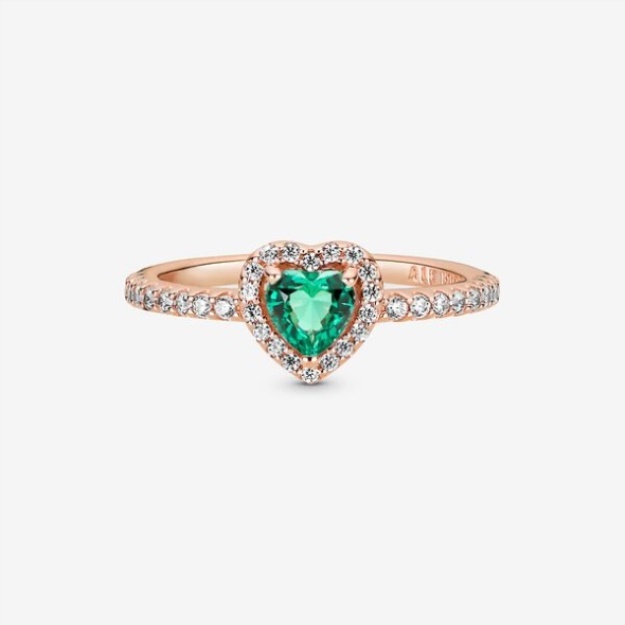 Pandora Sparkling Elevated Heart Ring