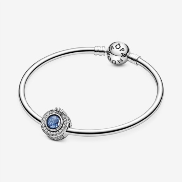 Sparkling Blue Crown O Charm Pandora