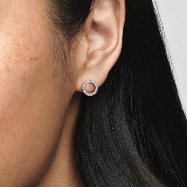Sparkling Circle Stud Earrings Pandora