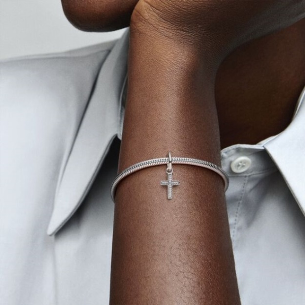 Sparkling Cross Dangle Charm Pandora