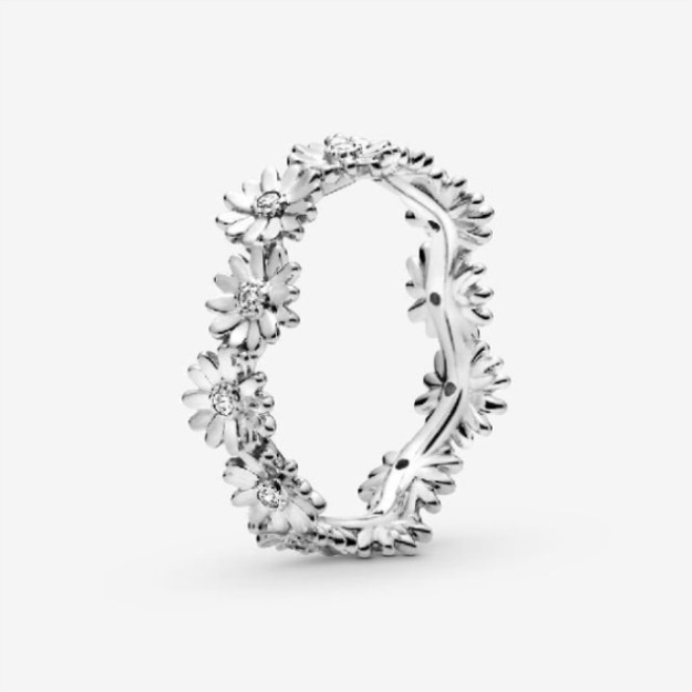Sparkling Daisy Flower Crown Pandora Ring