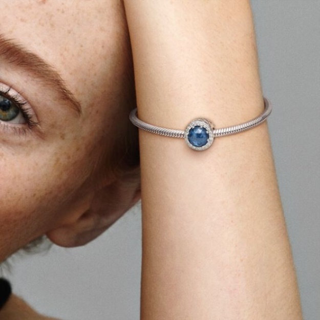 Sparkling Dark Blue Charm Pandora