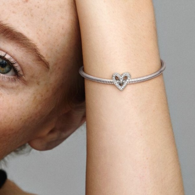 Sparkling Freehand Heart Charm Pandora Sterling Silver