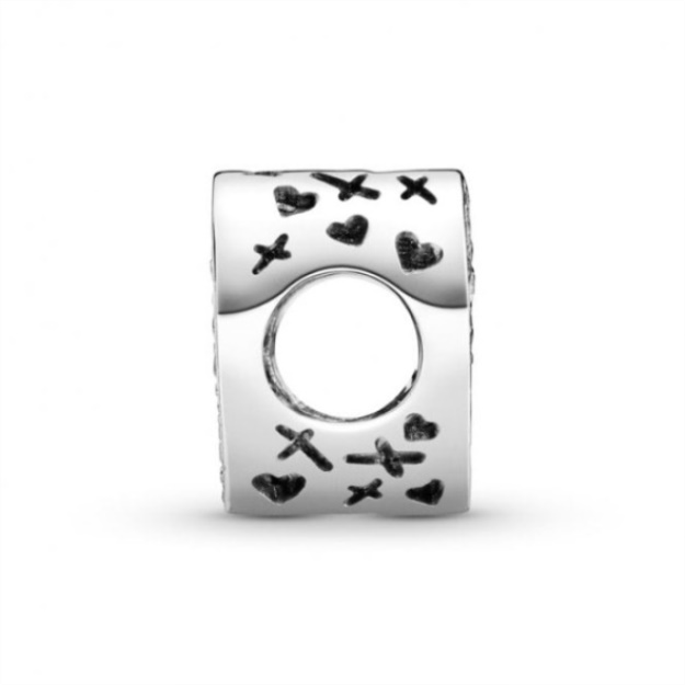 Sparkling Freehand Heart Charms Pandora