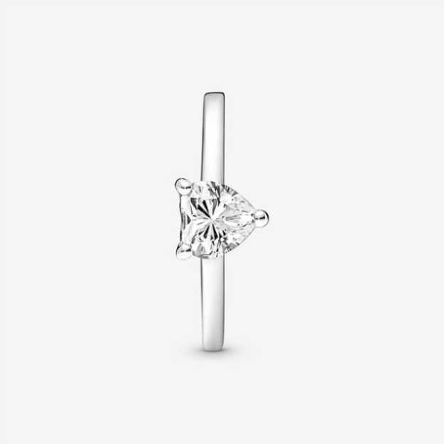 Sparkling Heart Solitaire Ring Pandora