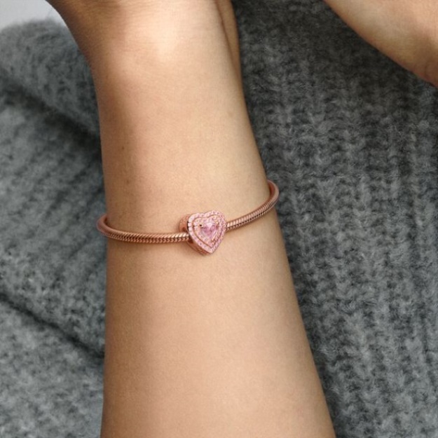 Sparkling Levelled Heart Charm Pandora