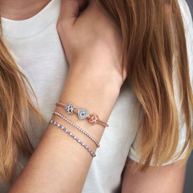 Sparkling Lines Openwork Charm Pandora Sterling Silver