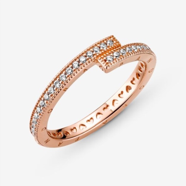Sparkling Overlapping Ring Pandora Rose Gold Plated