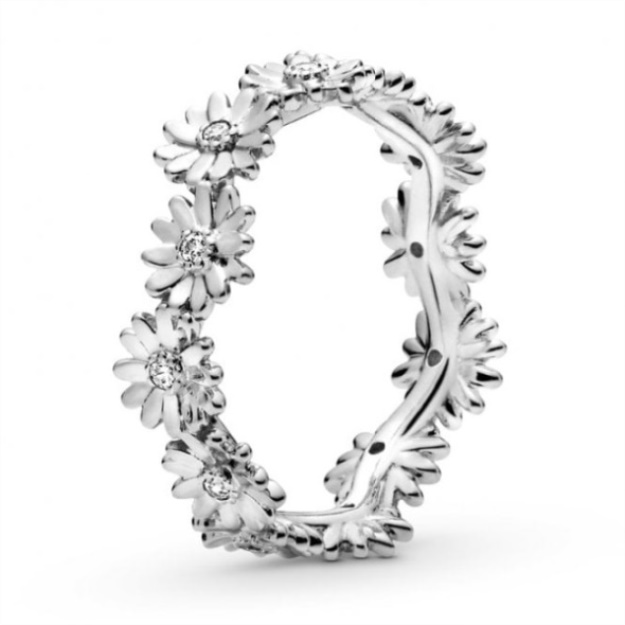 Sparkling Pandora Daisy Flower Crown Ring