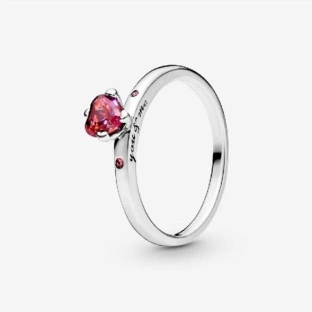 Sparkling Pandora Red Heart Ring