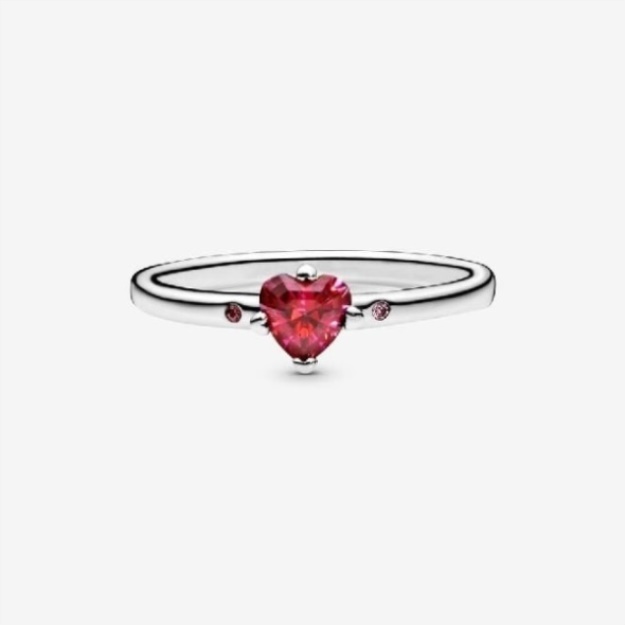 Sparkling Pandora Red Heart Ring