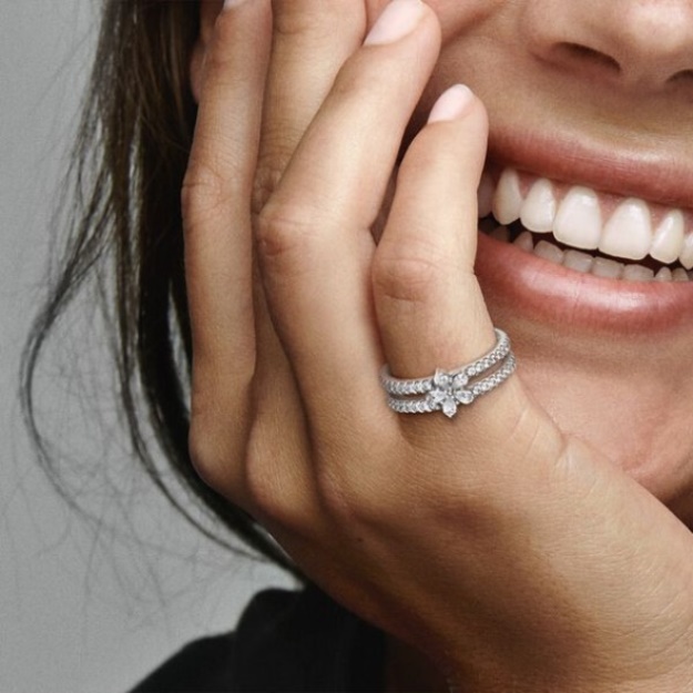 Sparkling Snowflake Double Ring Pandora