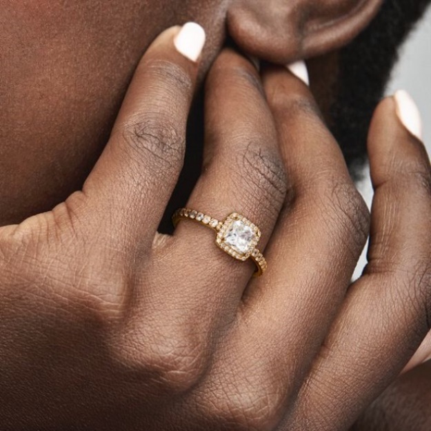 Square Sparkle Halo Ring Pandora