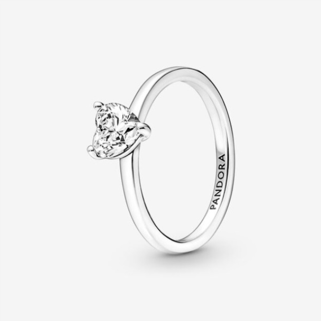 Sparkling Heart Solitaire Ring Pandora
