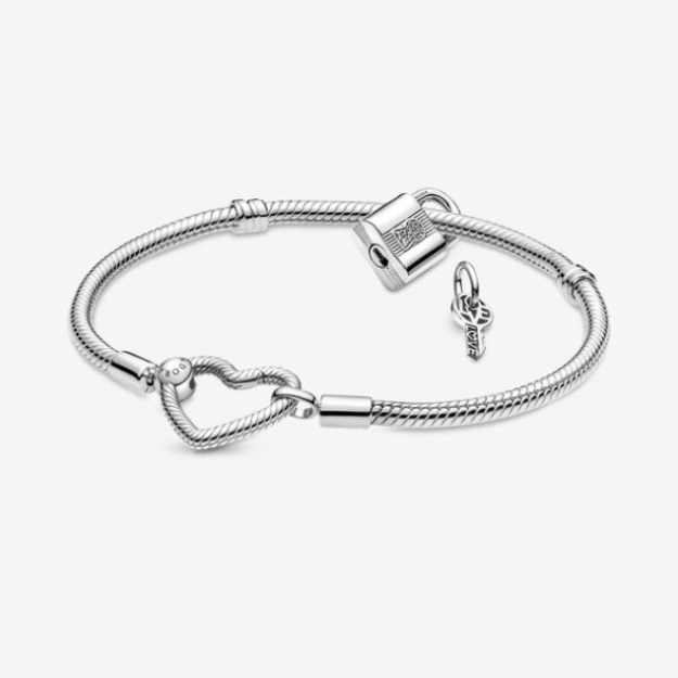Pandora Moments Padlock Heart Bracelet Gift Set